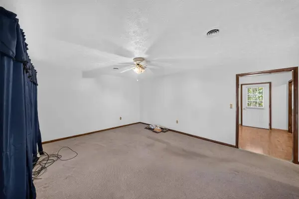 27 Whitely Loop, Horse Branch, KY 42349