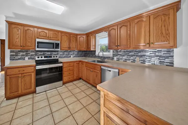 155 Walnut St, Sacramento, KY 42372
