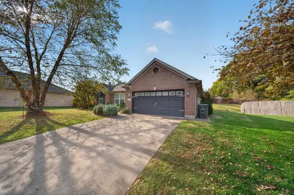2716 Trails Way, Owensboro, KY 42303