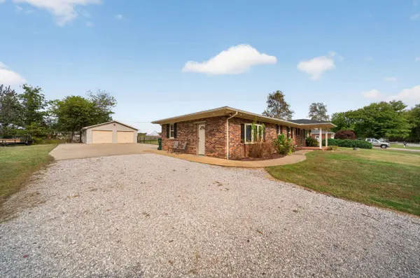 11600 Roedel Dr, Evansville, IN 47712