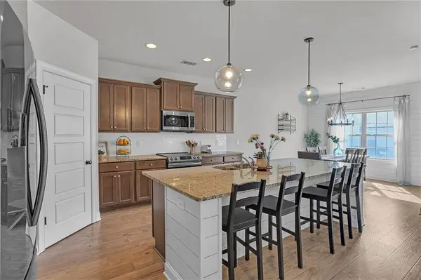 1317 Elmswood Glen WAY, Lawrenceville, GA 30045