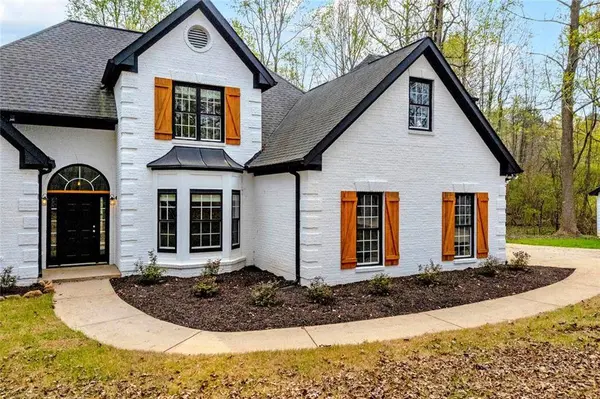 857 Cooper RD, Social Circle, GA 30025