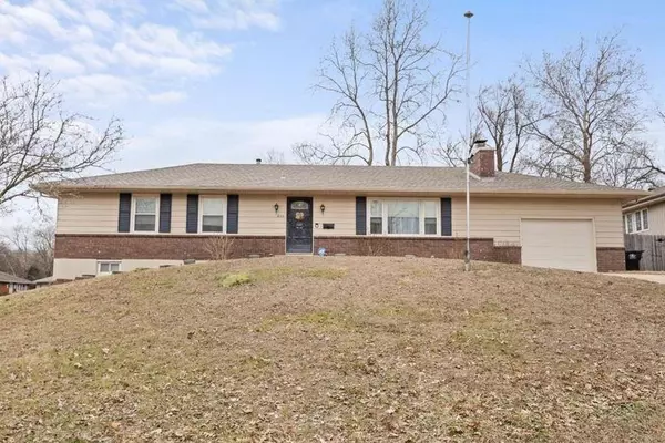 206 S Ellison WAY, Independence, MO 64050