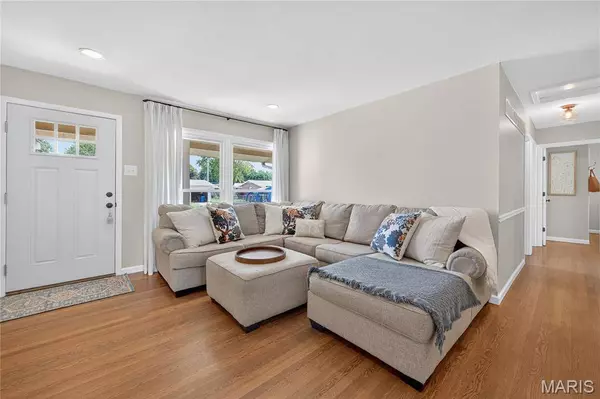 2509 Fair Oaks DR, St Charles, MO 63301