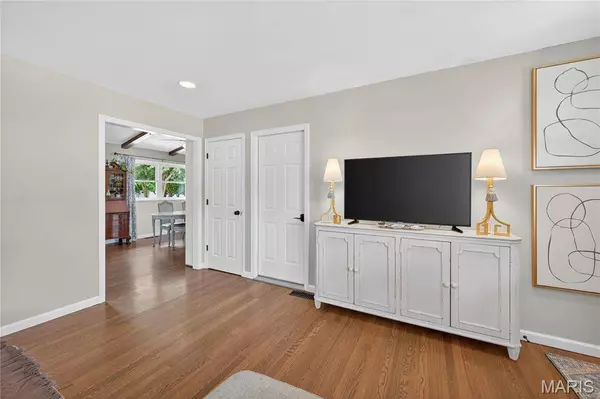 2509 Fair Oaks DR, St Charles, MO 63301