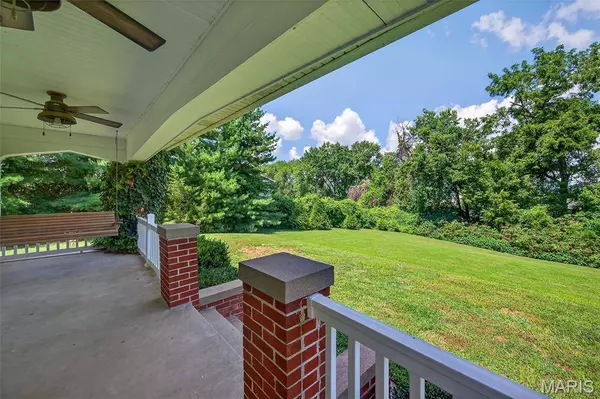 3410 Elm Point RD, St Charles, MO 63301