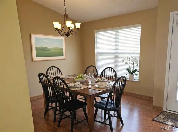 2877 Bromley DR, O'fallon, MO 63368