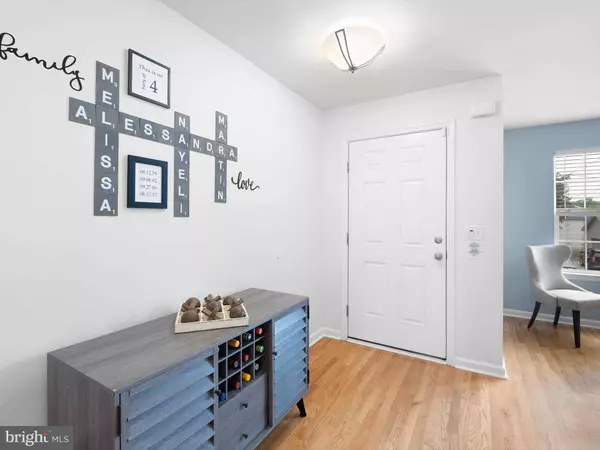 216 OLD CHURCHMANS RD, New Castle, DE 19720