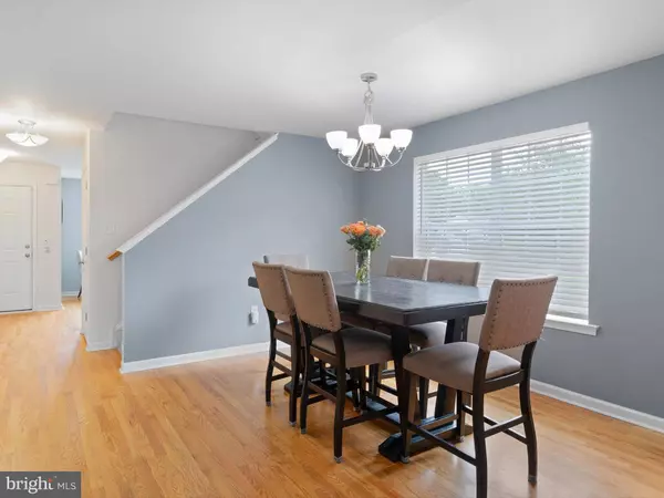 216 OLD CHURCHMANS RD, New Castle, DE 19720