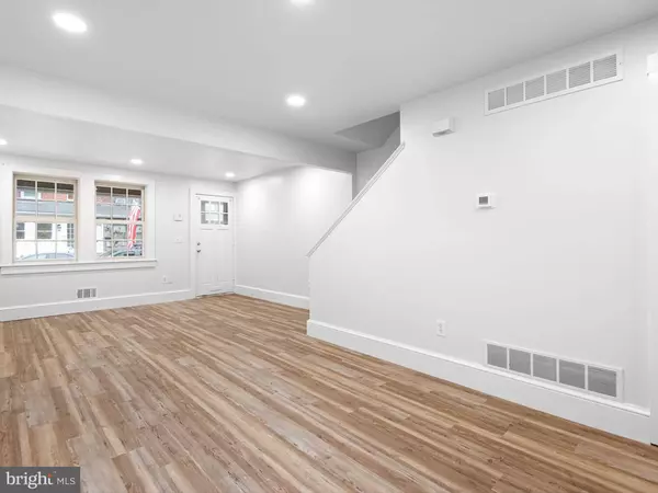 18 DENHAM AVE, Claymont, DE 19703