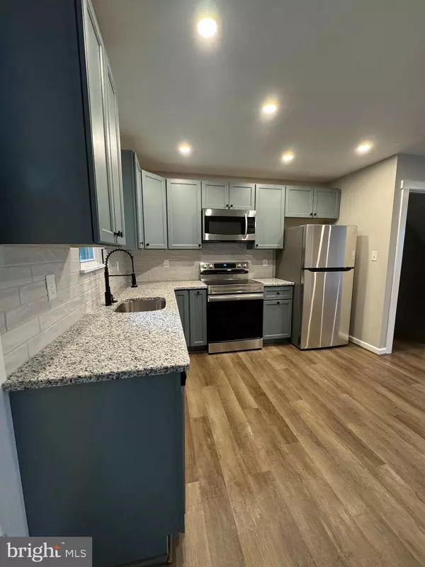 252 MANSION PKWY, New Castle, DE 19720