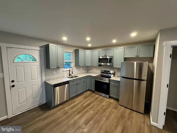 252 MANSION PKWY, New Castle, DE 19720