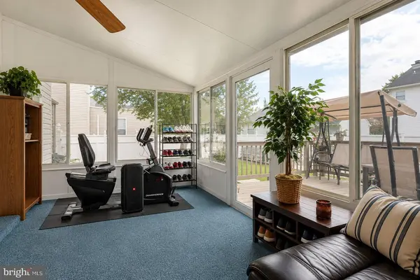 805 CORNSTALK DR, New Castle, DE 19720