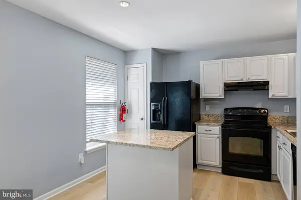 26 DOVETREE DR, Newark, DE 19713