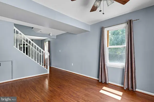 1 NATHAN HALE CT, Newark, DE 19711