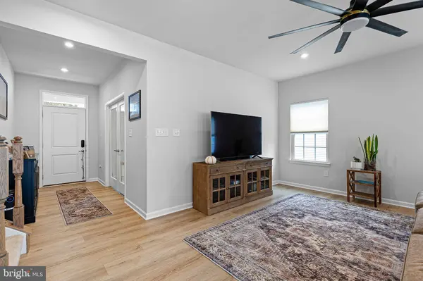 215 CRESCITA LN, Clayton, DE 19938