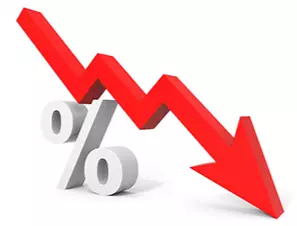 feature image of How Today’s Lower Interest Rates Are a Win-Win for Buyers and Sellers
