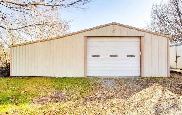 9217 N Van Buren ST, Enid, OK 73703