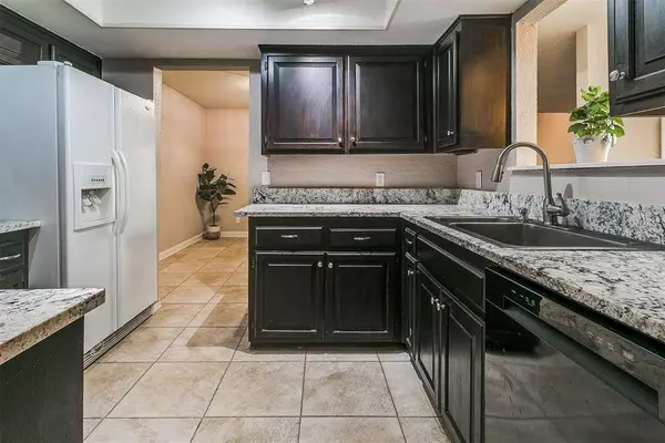 3709 Summer Cloud DR, Edmond, OK 73013