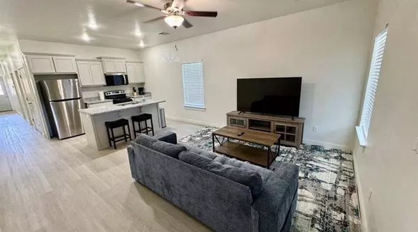 1326 SW New York AVE, Lawton, OK 73501