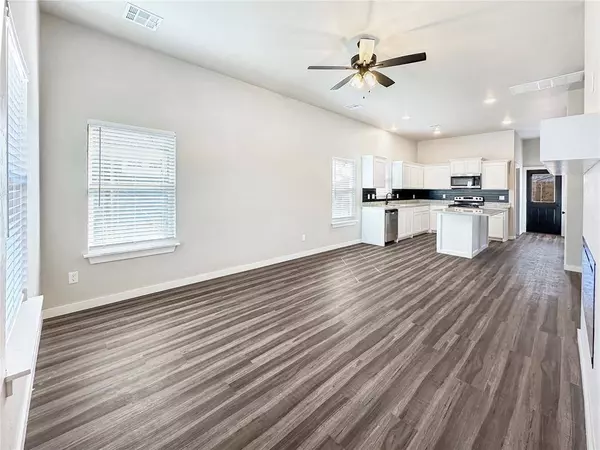 414 N Market AVE, Shawnee, OK 74801