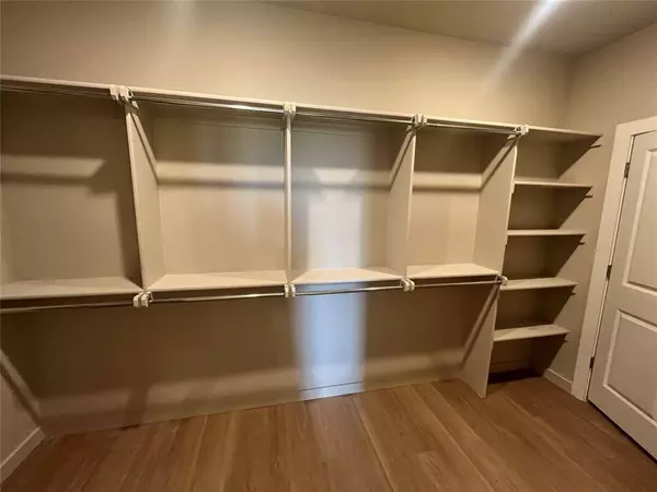 8313 NW 163rd TER, Edmond, OK 73013