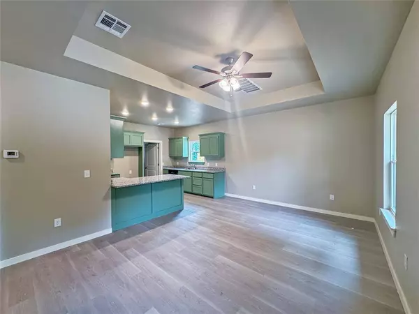 320 N Miles AVE, El Reno, OK 73036