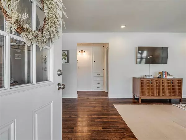 3032 Somerset PL, Oklahoma City, OK 73116