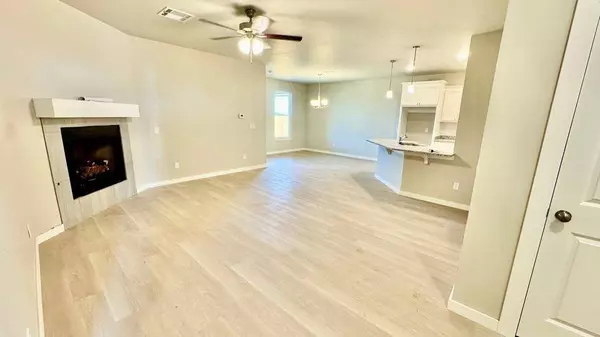 8325 NW 163rd TER, Edmond, OK 73013