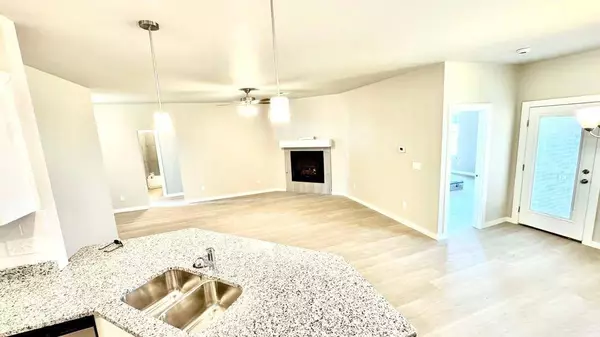 8325 NW 163rd TER, Edmond, OK 73013