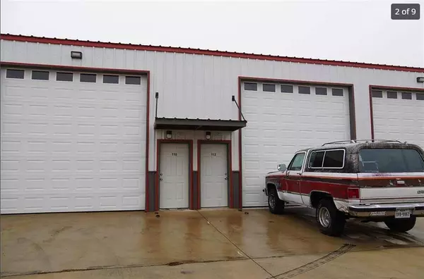 308 W State Hwy 152 HWY #210, Mustang, OK 73064