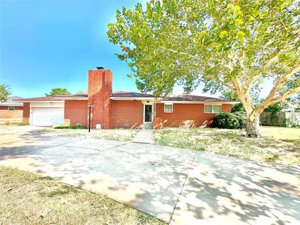 1603 NW 32nd ST, Lawton, OK 73505