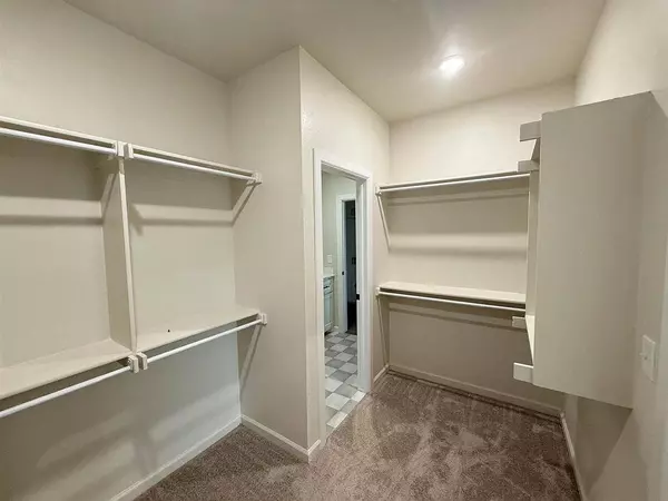 2706 Belle Crossing DR, Enid, OK 73703