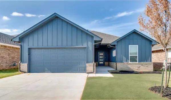 8305 NW 163rd TER, Edmond, OK 73013