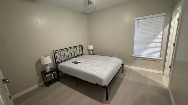 116 Sterling DR, Chickasha, OK 73018