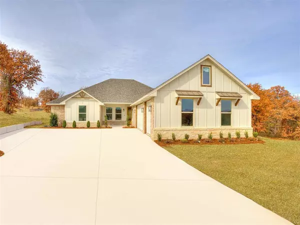 10925 Sandstone Ridge WAY, Guthrie, OK 73044