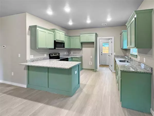 312 N Miles AVE, El Reno, OK 73036