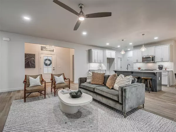 11425 Blue Heron CRK, Guthrie, OK 73044