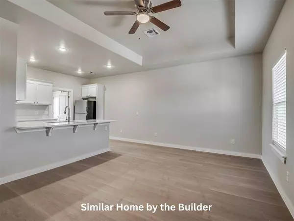 112 Sterling DR, Chickasha, OK 73018