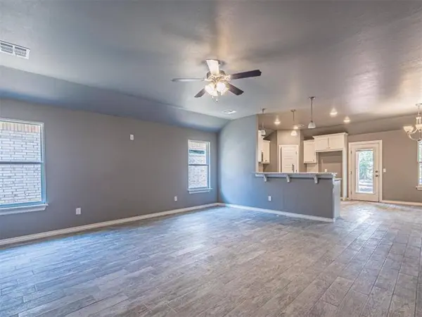 409 Grove ST, Perry, OK 73077