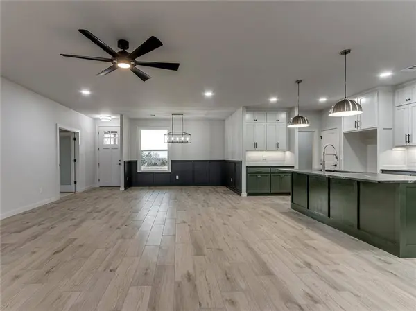 1926 Cattle DR, Guthrie, OK 73044