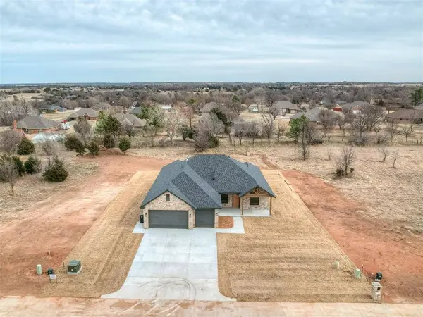 1926 Cattle DR, Guthrie, OK 73044