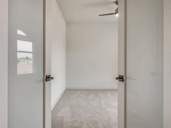 1827 S Blackberry BND, Guthrie, OK 73044