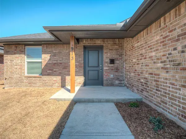 913 NW 87th ST, Oklahoma City, OK 73114