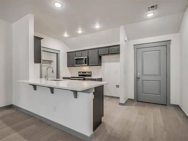 921 NW 87th ST, Oklahoma City, OK 73114