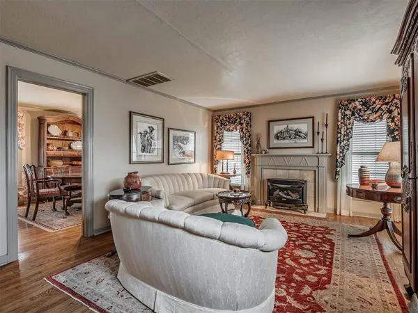 2717 NW 45th ST, Oklahoma City, OK 73112