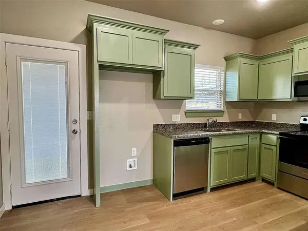 208 E Oklahoma, Blackwell, OK 74631