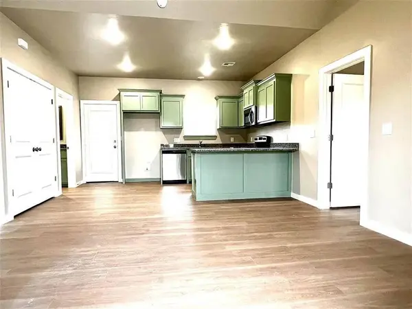 208 E Oklahoma, Blackwell, OK 74631