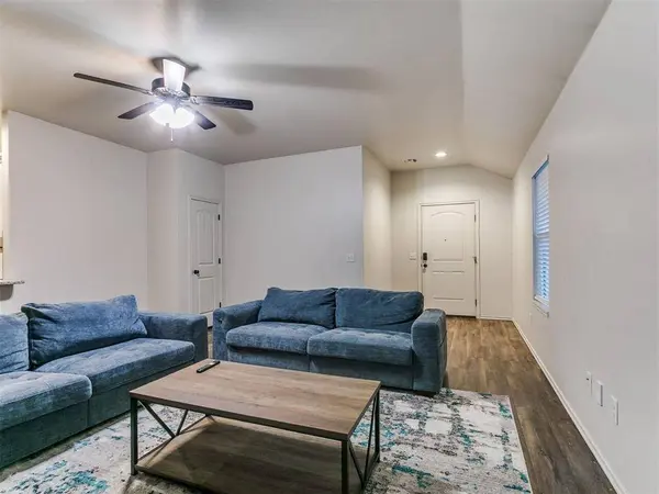 436 Chalk Hill CT, Edmond, OK 73003