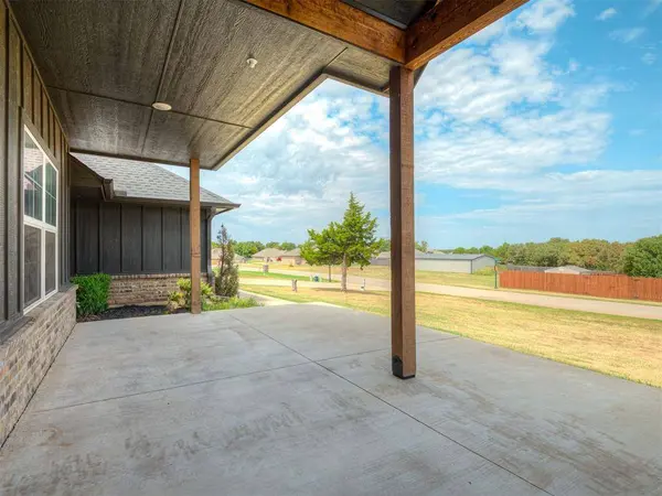 9770 Pastoral DR, Guthrie, OK 73044